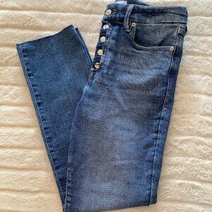 Good American Classic Slim Fit, Straight Leg Jeans, Size 8/29. NWT.